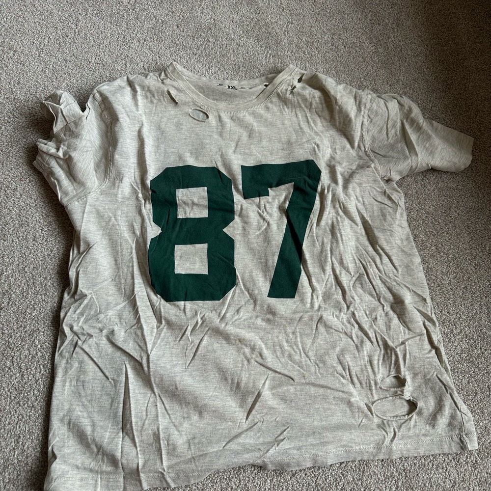 XXL kittenish eric decker Gray T-Shirt with Green Number 87